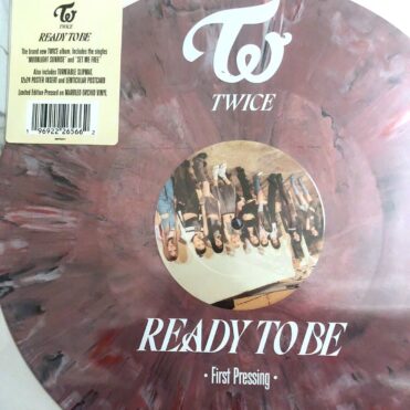 Twice - Ready to Be - Marble Orchid Vinyl LP - Record Foundry